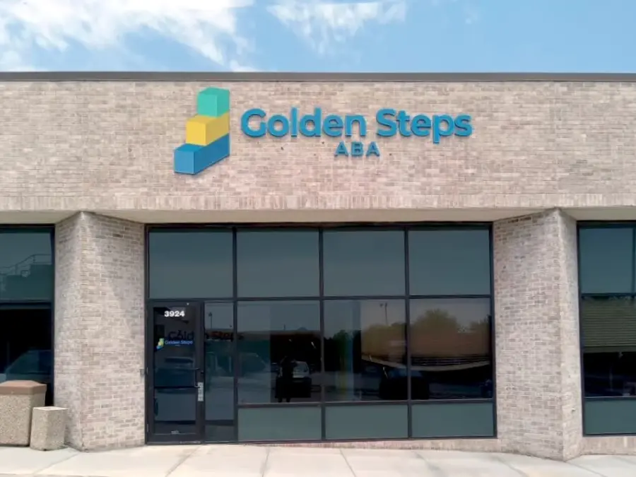 64a45794db01effb89795b43_Exterior_edited Omaha Maple Street Nebraska_1 (1)